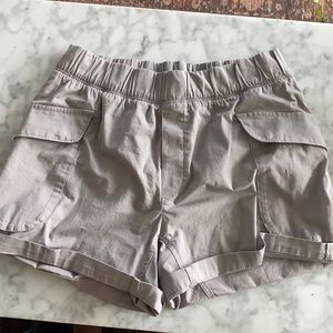 Mountain Hardwear Cascade Pass Cargo Shorts